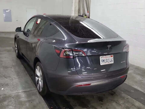 2024 Tesla Model Y Long Range