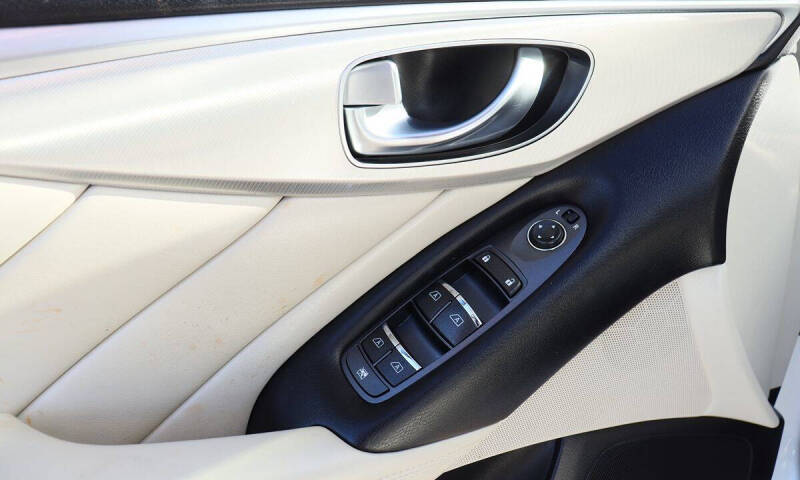 2021 Infiniti Q50 Luxe