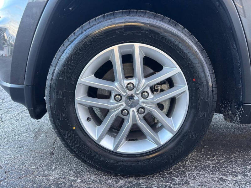 2017 Jeep Grand Cherokee Laredo