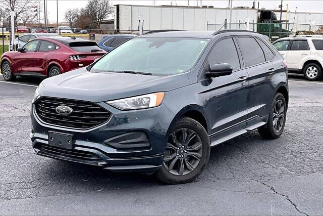 2022 Ford Edge SE