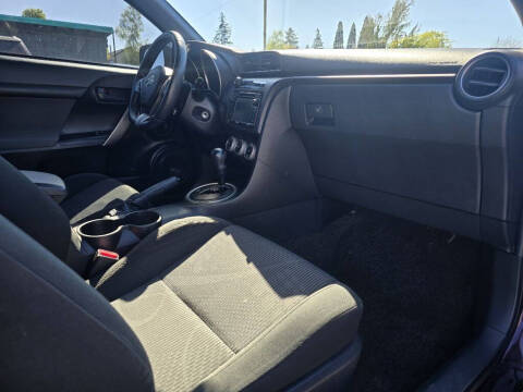2013 Scion tC