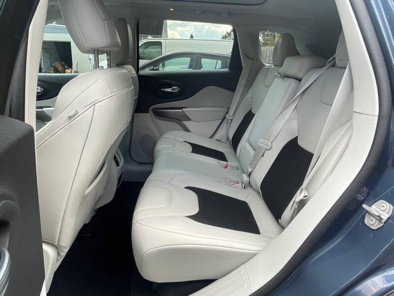 2021 Jeep Cherokee Latitude Plus