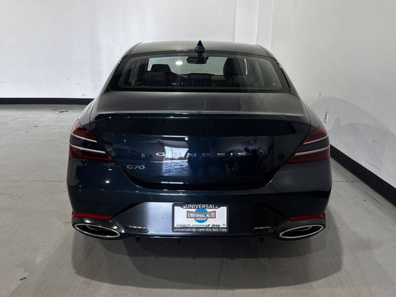 2025 Genesis G70