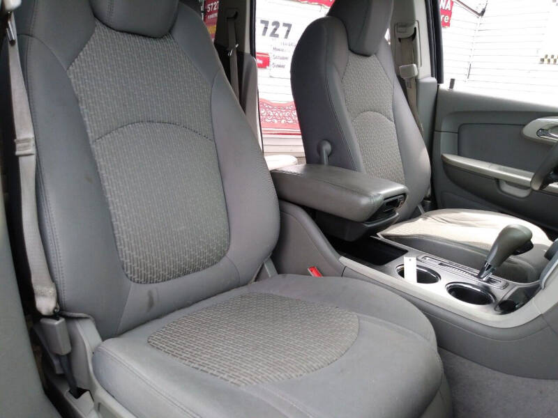 2012 Chevrolet Traverse LS