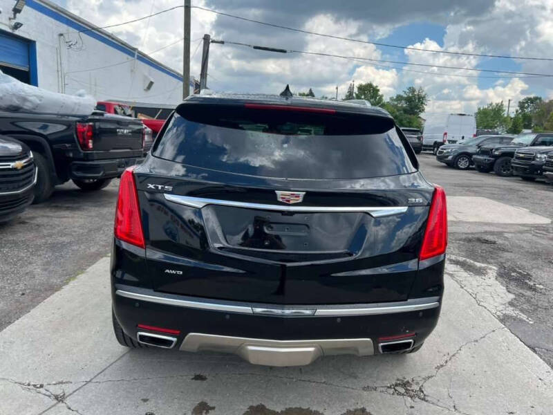 2017 Cadillac XT5 Platinum