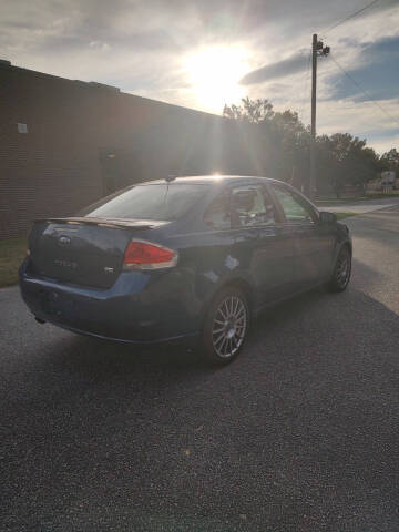 2009 Ford Focus SES