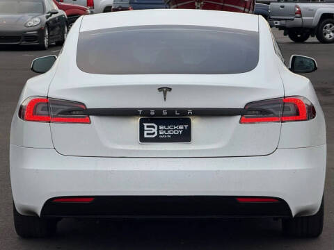 2016 Tesla Model S