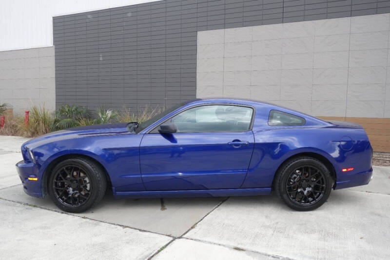 2014 Ford Mustang V6