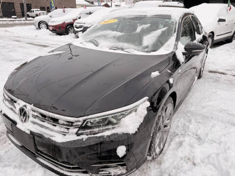 2017 Volkswagen Passat 1.8T R-Line