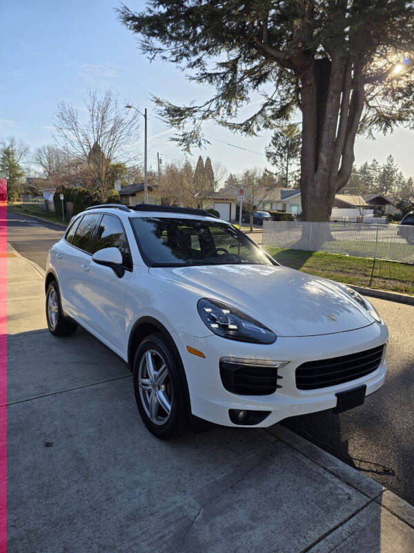 2016 Porsche Cayenne