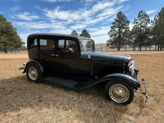1932 Ford Model 18