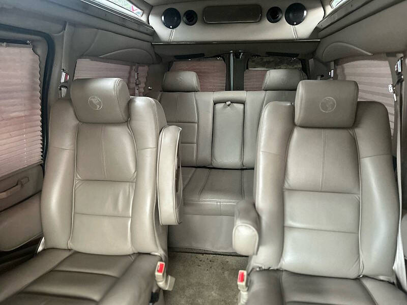 2016 GMC Savana 2500