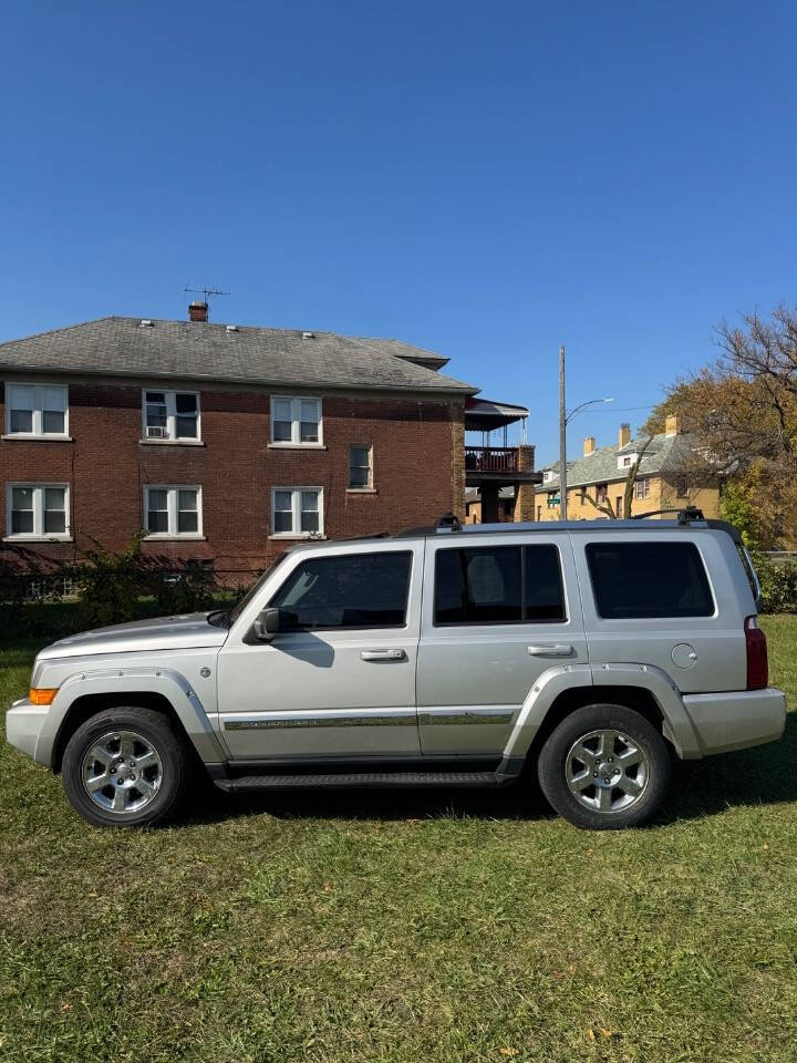 2007 Jeep Commander for sale at H & H AUTO GROUP in Detroit, MI