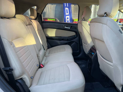 2017 Ford Edge SE