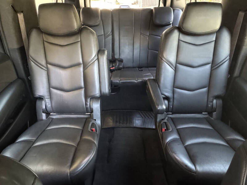 2016 Cadillac Escalade ESV Platinum