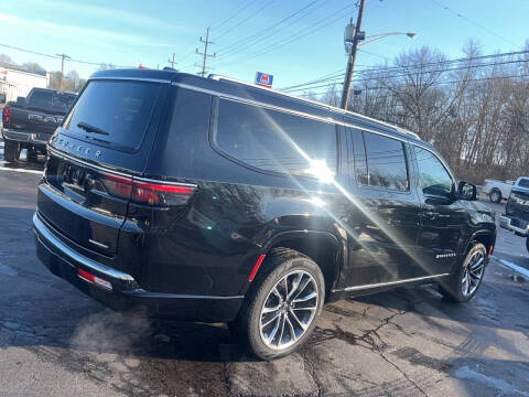 2024 Jeep Wagoneer L Series III