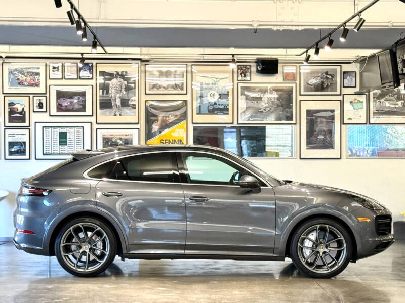2020 Porsche Cayenne Turbo Coupe