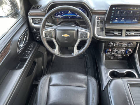 2022 Chevrolet Suburban LT