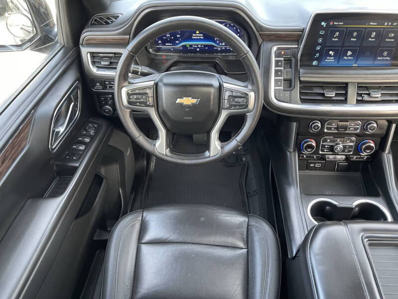 2022 Chevrolet Suburban LT