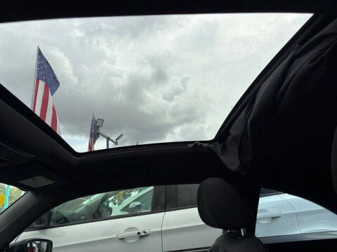 2013 Volkswagen Beetle Turbo PZEV Fender Edition