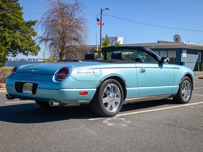 2002 Ford Thunderbird Deluxe