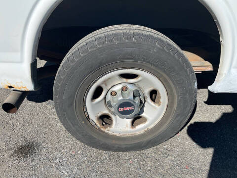 2008 GMC Savana LS 3500