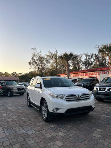 2013 Toyota Highlander for sale at Affordable Auto Motors in Jacksonville FL