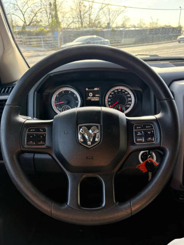 2017 RAM 1500 Express