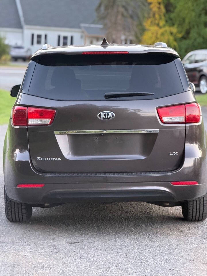 2015 Kia Sedona for sale at Town Auto Inc in Clifton Park, NY