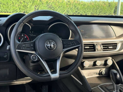 2018 Alfa Romeo Stelvio Ti