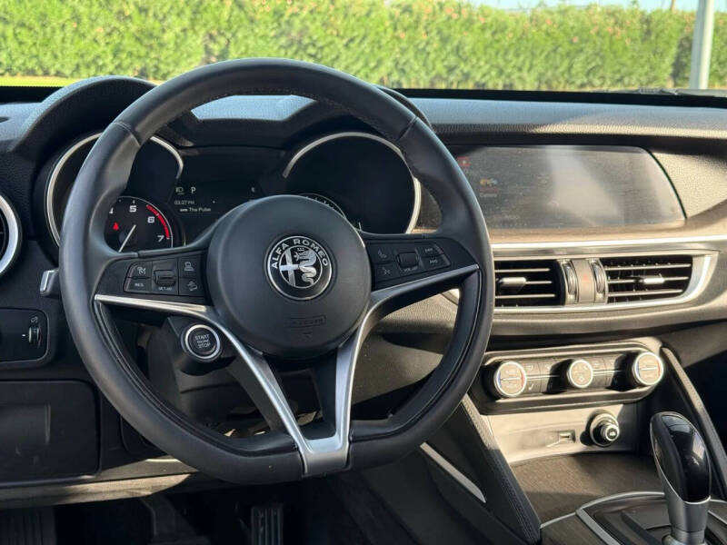 2018 Alfa Romeo Stelvio Ti