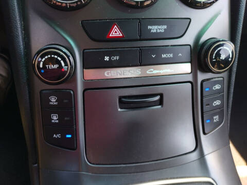 2014 Hyundai Genesis Coupe 2.0T R-Spec