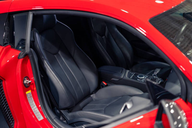2023 Audi R8 5.2 V10 performance