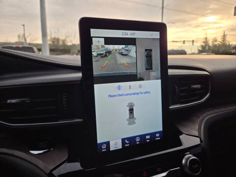 2022 Ford Explorer Hybrid Platinum