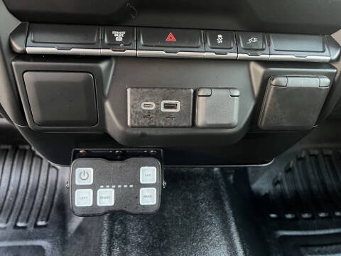 2022 Chevrolet Silverado 3500HD CC Work Truck