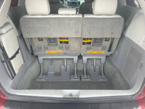 2011 Toyota Sienna