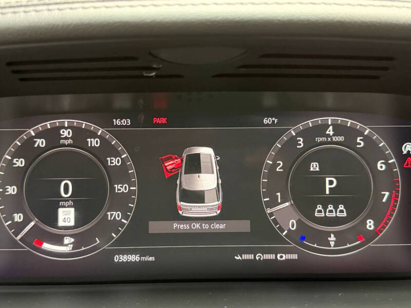 2020 Land Rover Range Rover P525 HSE