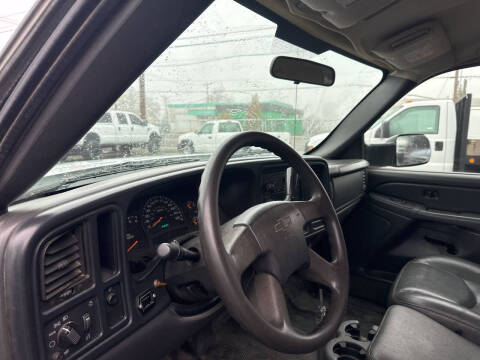 2005 Chevrolet Silverado 3500HD