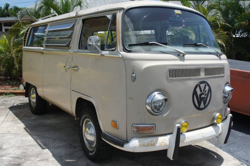 1970 Volkswagen Bus for sale at Dream Machines USA in Lantana FL