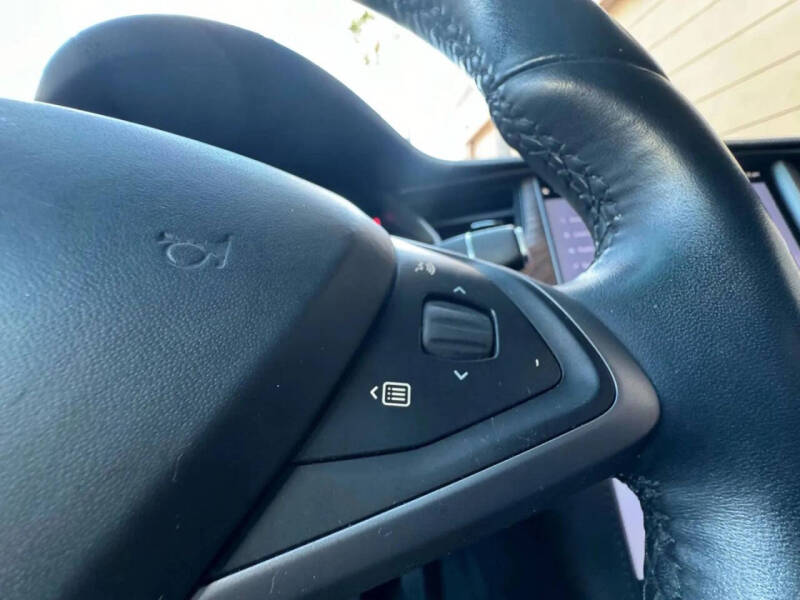 2018 Tesla Model X 75D