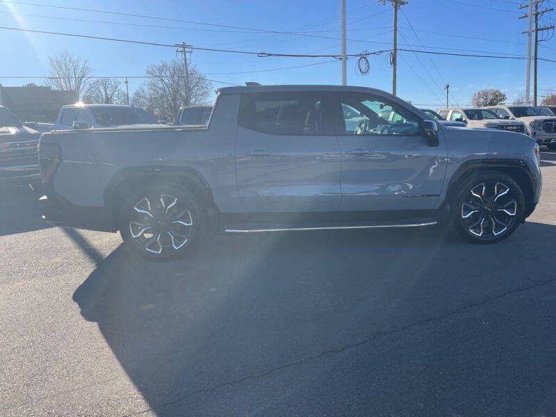 2024 GMC Sierra EV Denali Edition 1