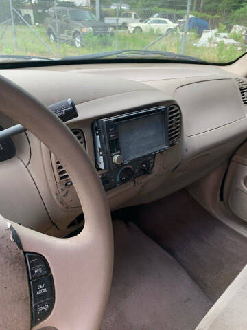 2001 Ford Expedition XLT