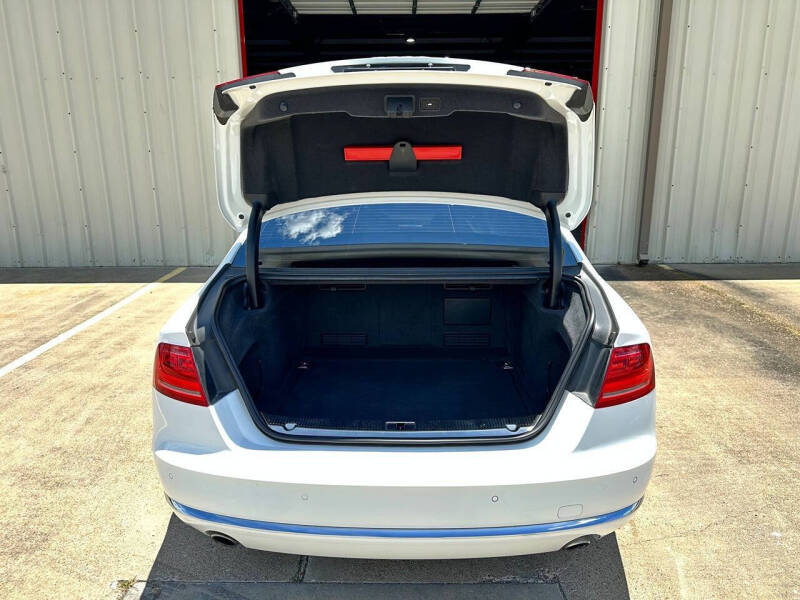 2012 Audi A8 quattro