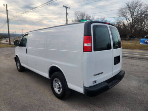2022 Chevrolet Express 2500