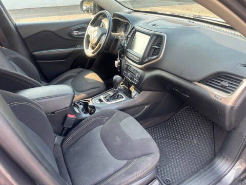 2017 Jeep Cherokee Latitude