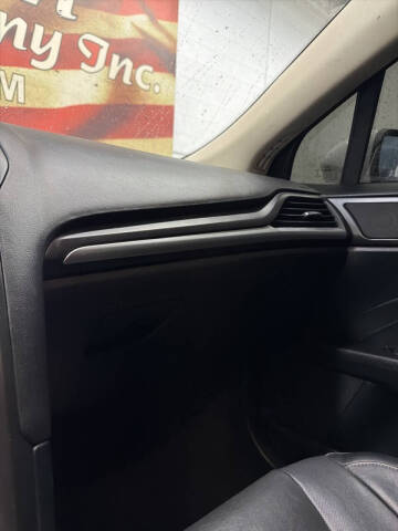 2020 Ford Fusion Titanium