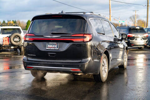 2021 Chrysler Pacifica Touring L