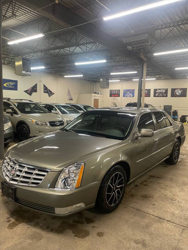 2011 Cadillac DTS for sale at JE Autoworks LLC in Willoughby OH