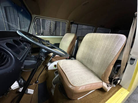 1973 Volkswagen Bus