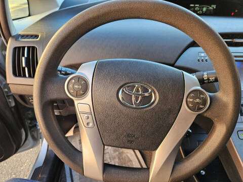 2012 Toyota Prius Two